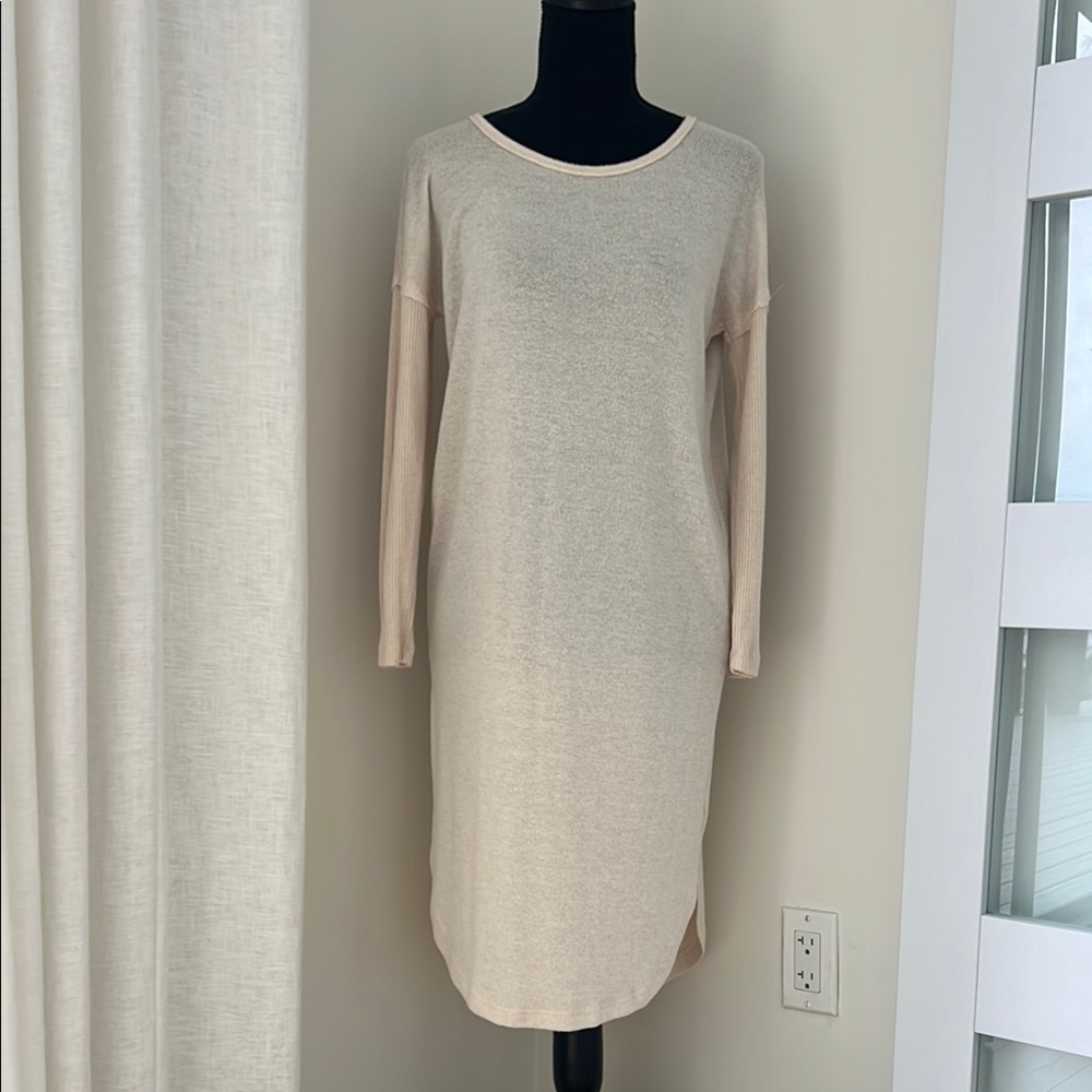 Knit  Cream Long Sleeve Dress size Small